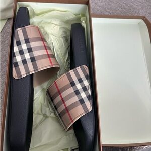 Burberry Beige and Black Check Slides